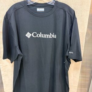 Columbia Men's Classic Black Tee